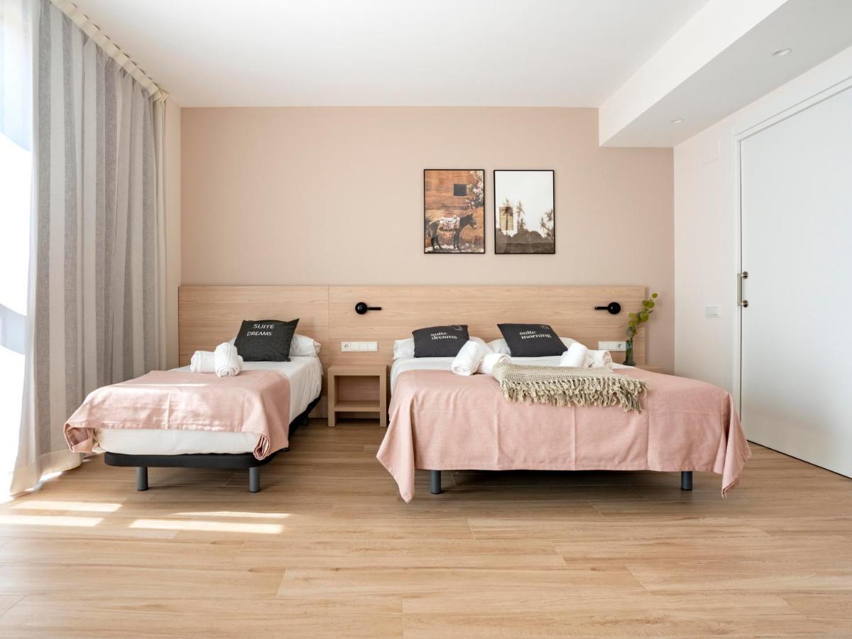 Limehome Barcelona Carrer De Besalu 82 Εξωτερικό φωτογραφία