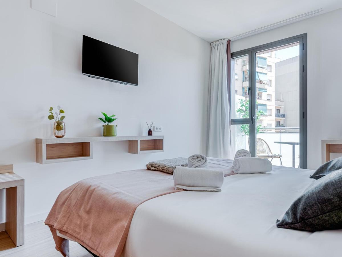 Limehome Barcelona Carrer De Besalu 82 Εξωτερικό φωτογραφία