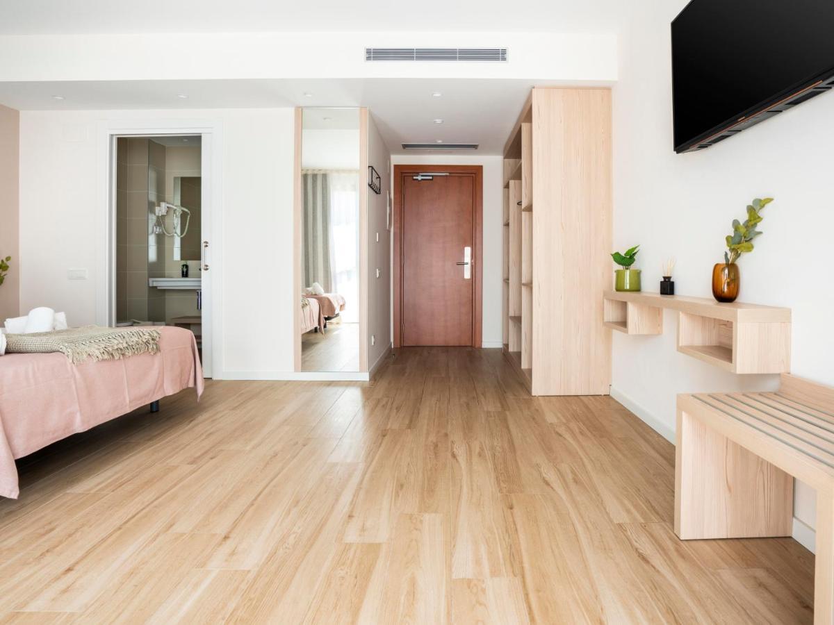 Limehome Barcelona Carrer De Besalu 82 Εξωτερικό φωτογραφία