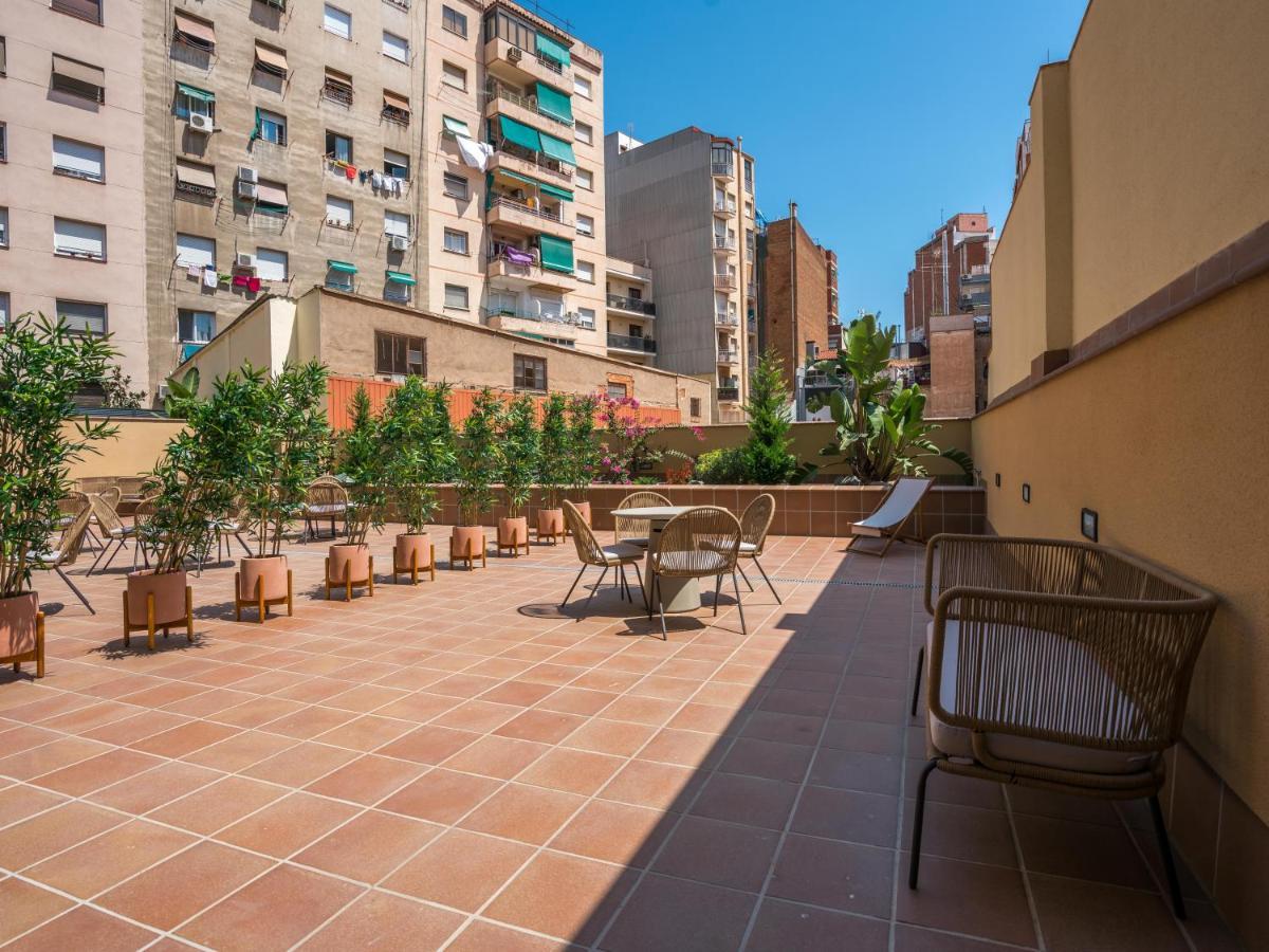 Limehome Barcelona Carrer De Besalu 82 Εξωτερικό φωτογραφία